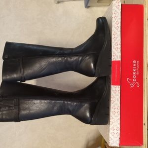 Boots 7.5 black
